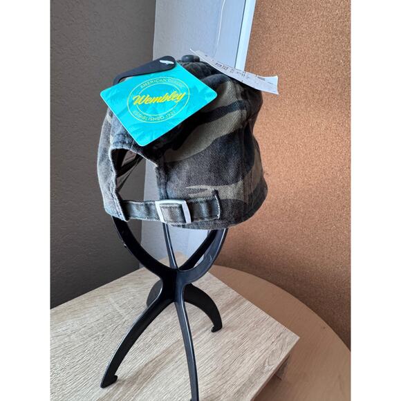 Wembley "Hometown Hero" Camo Baseball Cap - Picture 4 of 11